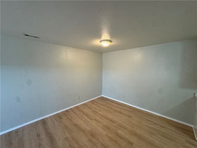 Photo - 20 McGee Apartamento