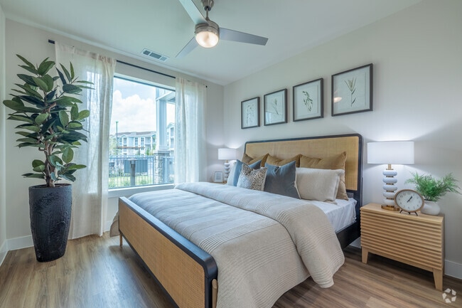 A2 1BR, 1BA - 700SF - Bedroom