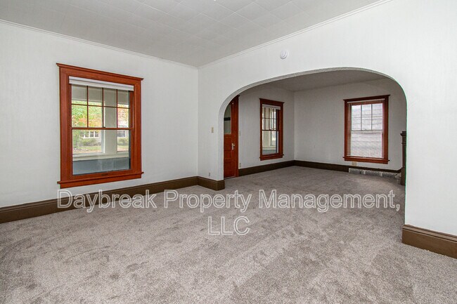 Photo - 1116 7th St N