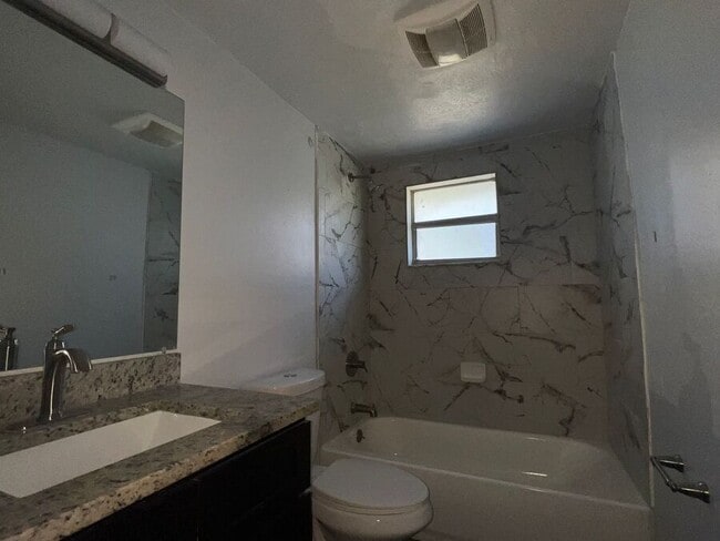 Photo - 9324 Eastfield Rd Unit A