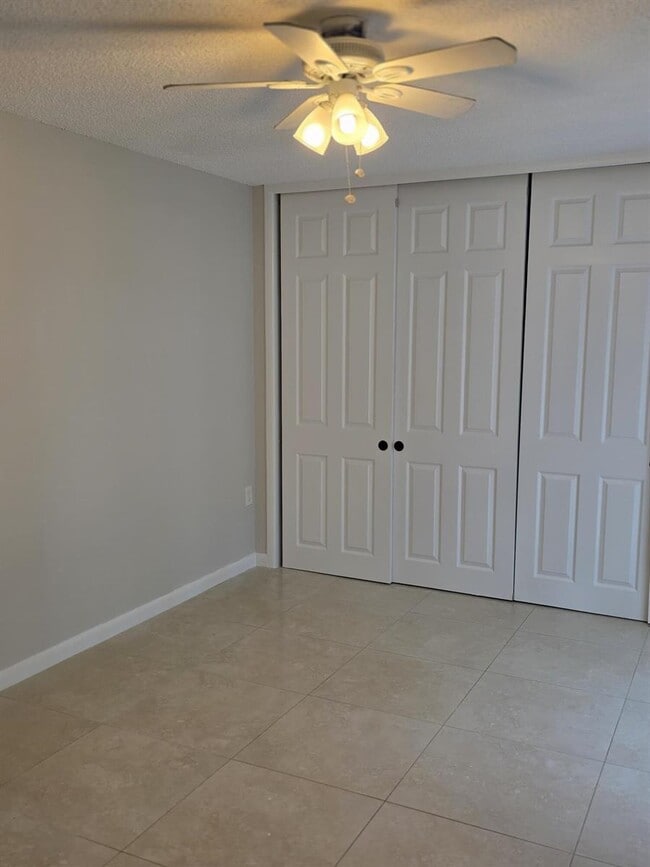 Photo - 3900 County Line Rd