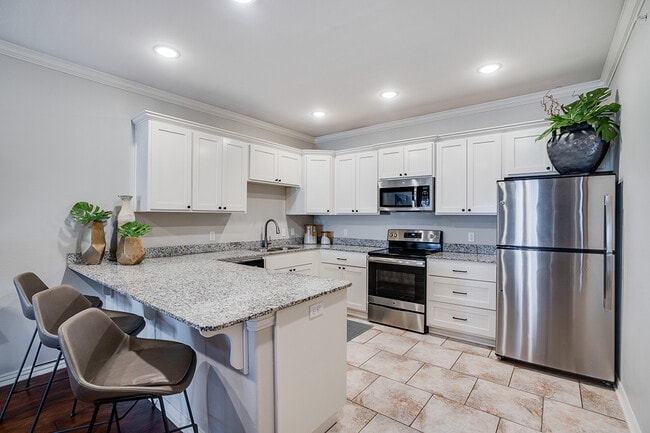 River Rock - 2 Bed / 2 Bath - 1,024 Sq.Ft.