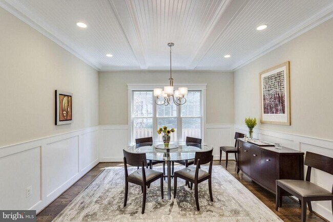 Photo - 312 Pine St