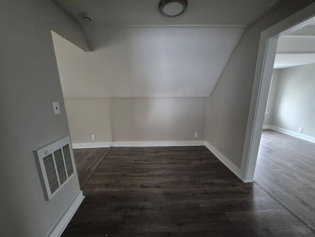 Photo - 512 S Washington St Unit 512-3 S Washington St