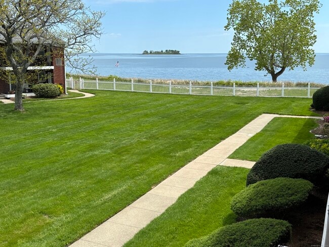 Building Photo - 51 E Broadway