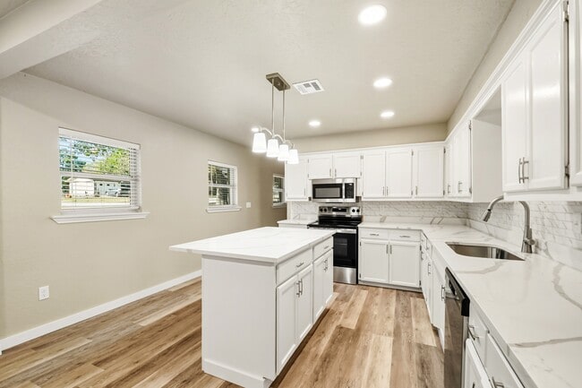 Photo - 243 Orchard St