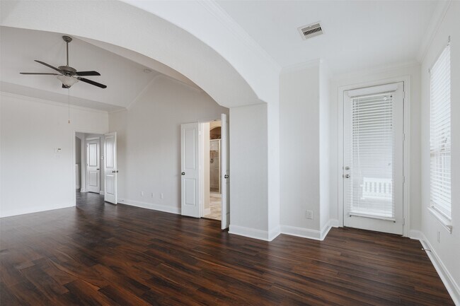 Photo - 411 Via Regatta Dr