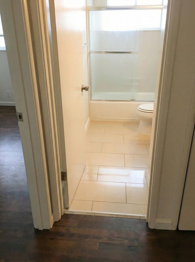 Photo - Sheffield Village Living: Spacious 2BD w/ Parking in San Leandro School District Unit 03