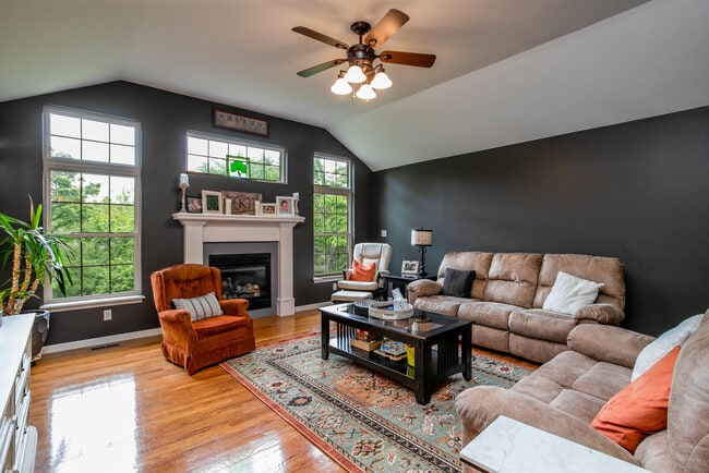 Photo - 613 Adens Woods Ct