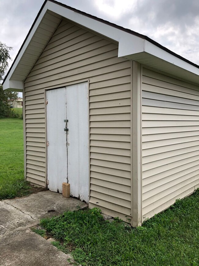 Photo - 3 bedroom 1 bathroom in Benton