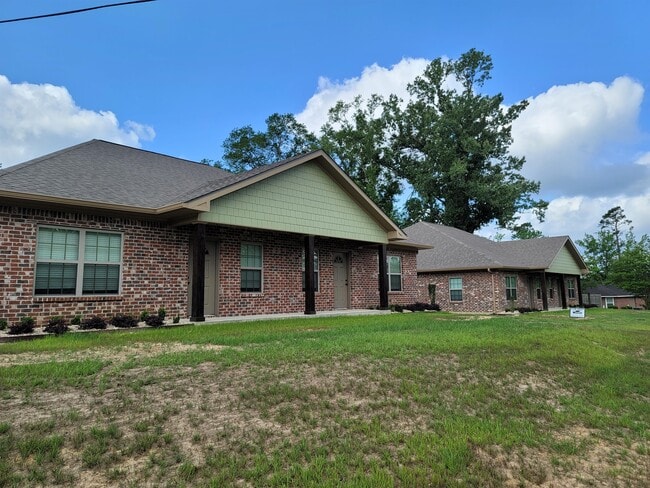 Photo - 145 Canterberry St