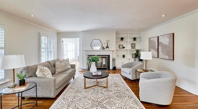 Photo - 1011 Warson Rd
