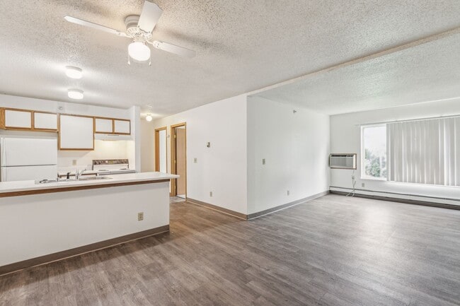 Photo - Brush Meadows