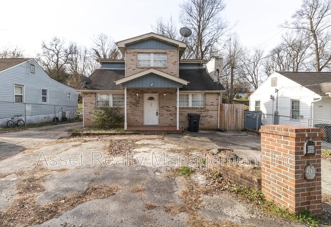 Photo - 204 Wynn Ave