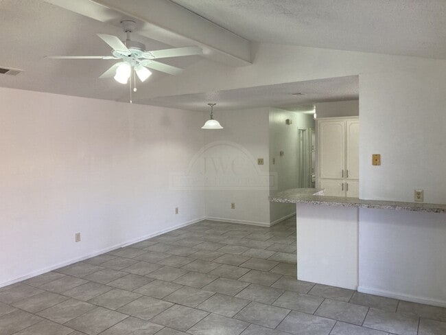 Photo - 2405 Bermuda Dr