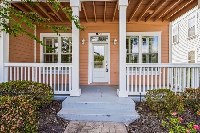 Photo - Coastal Luxury Townhome in Gated Amelia Island Community with Elevator & Garage
