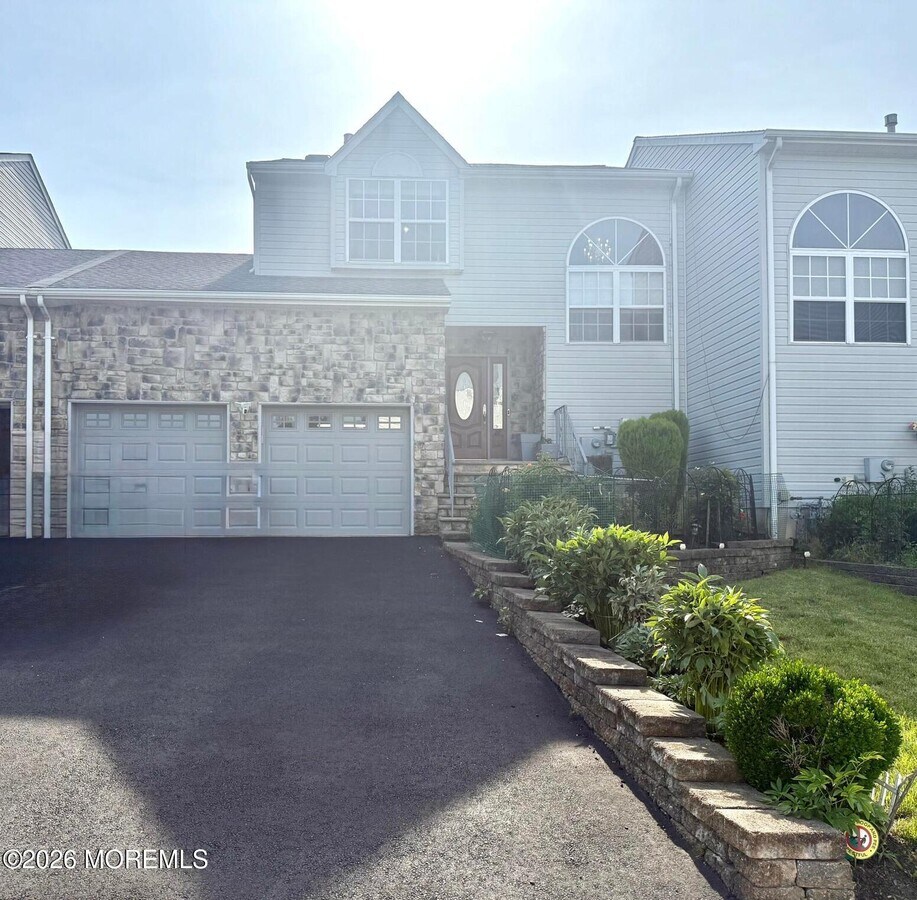 Photo - 28 Skylark Ct