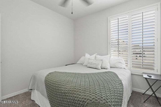 Photo - 905 Cottage Pl