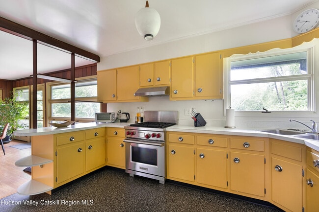 Photo - 324 Fish Creek Rd