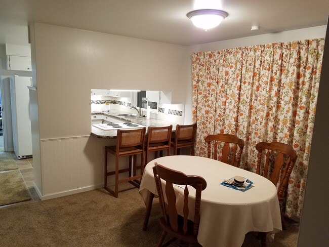 Photo - 2393 Loerland Ln