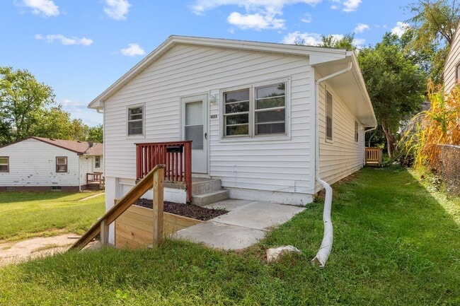 Photo - New listing -