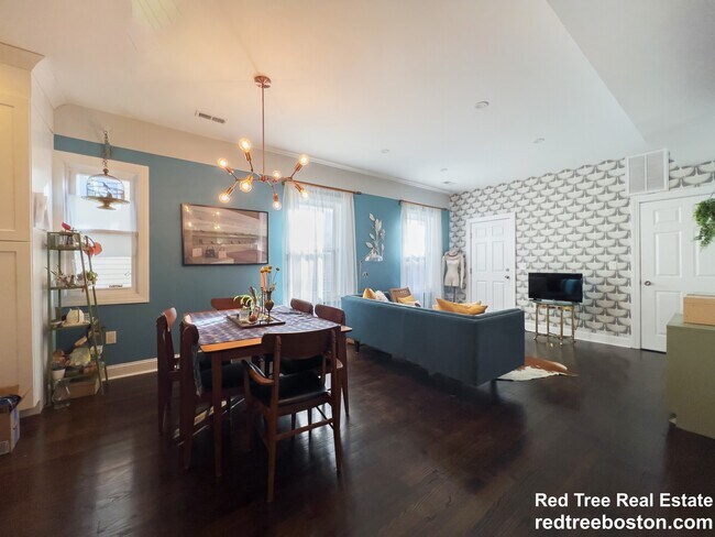 Photo - 74 Kingsdale St