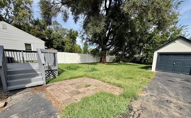 14 Caldwell Dr