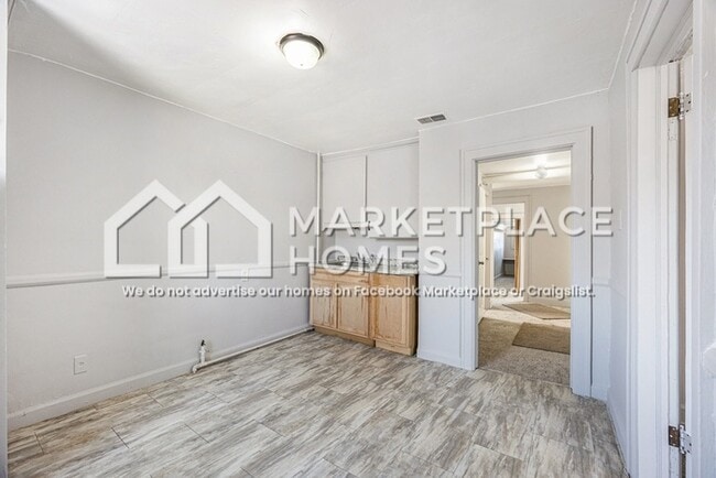 Photo - 14961 Strathmoor St