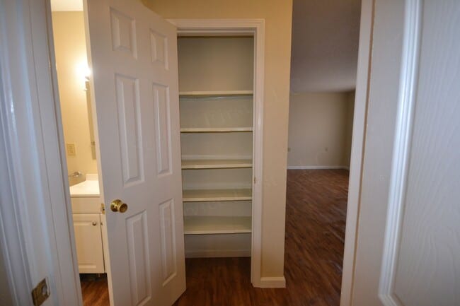 Photo - Dogwood Apartments Unit 06