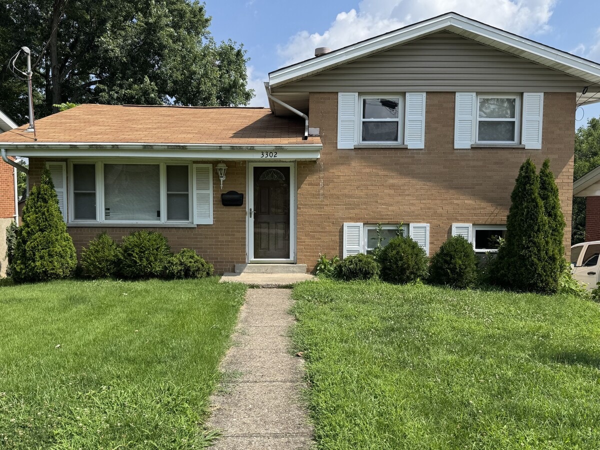Photo - 3302 Blueacres Dr