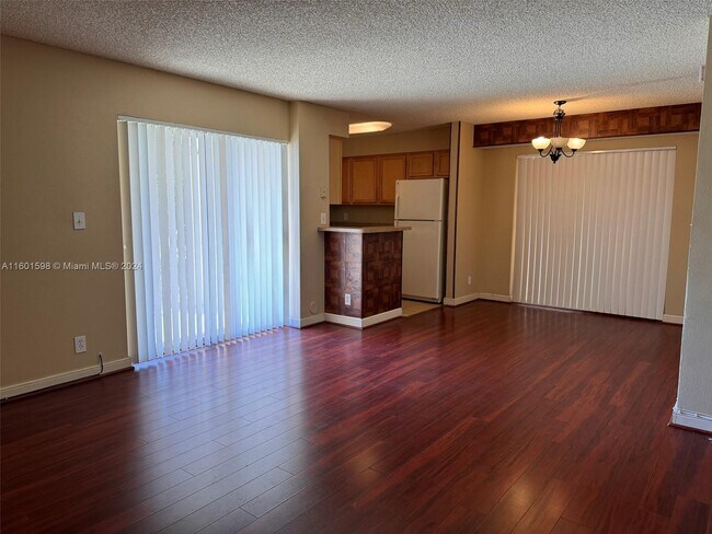 Photo - 7650 Westwood Dr Unit 504