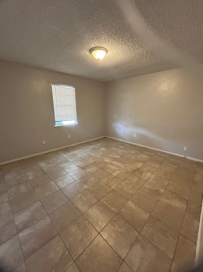 Building Photo - 6223 24th St Rental
