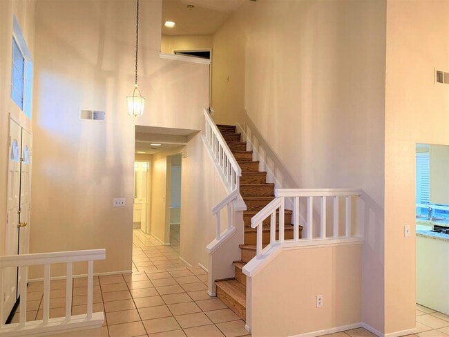 Photo - 1228 Scenic View St