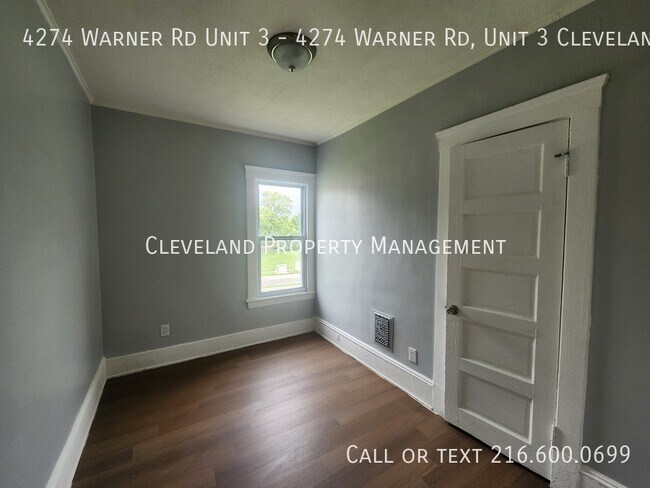 4274 Warner Rd Unit 4274 Warner Rd, Unit 3 Cleveland, OH 44105