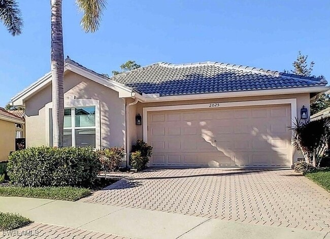 Photo - 2025 Painted Palm Dr House