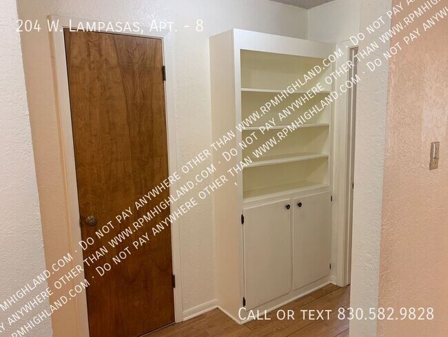 Photo - 204 W. Lampasas, Apt.-8 Unit 8