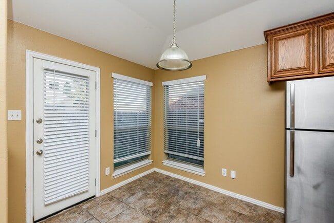 Photo - 1901 Belshire Ct