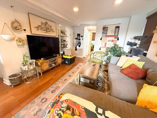 Photo - 204 Sumac St Unit 2