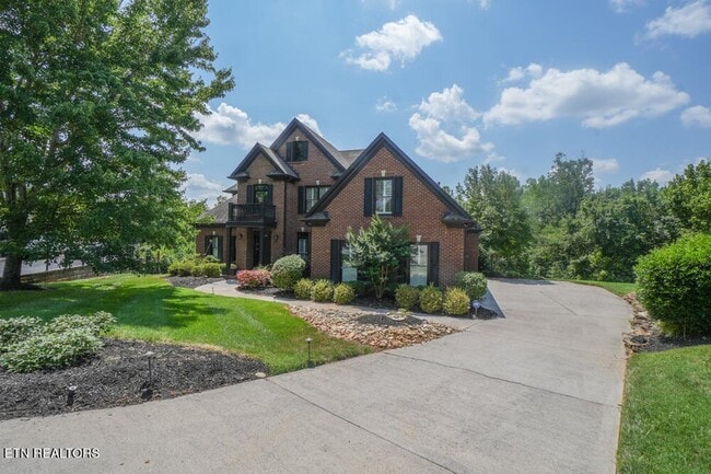 Photo - 1768 Redgrave Rd