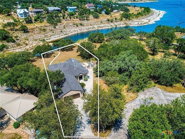 Photo - 321 Village View Dr