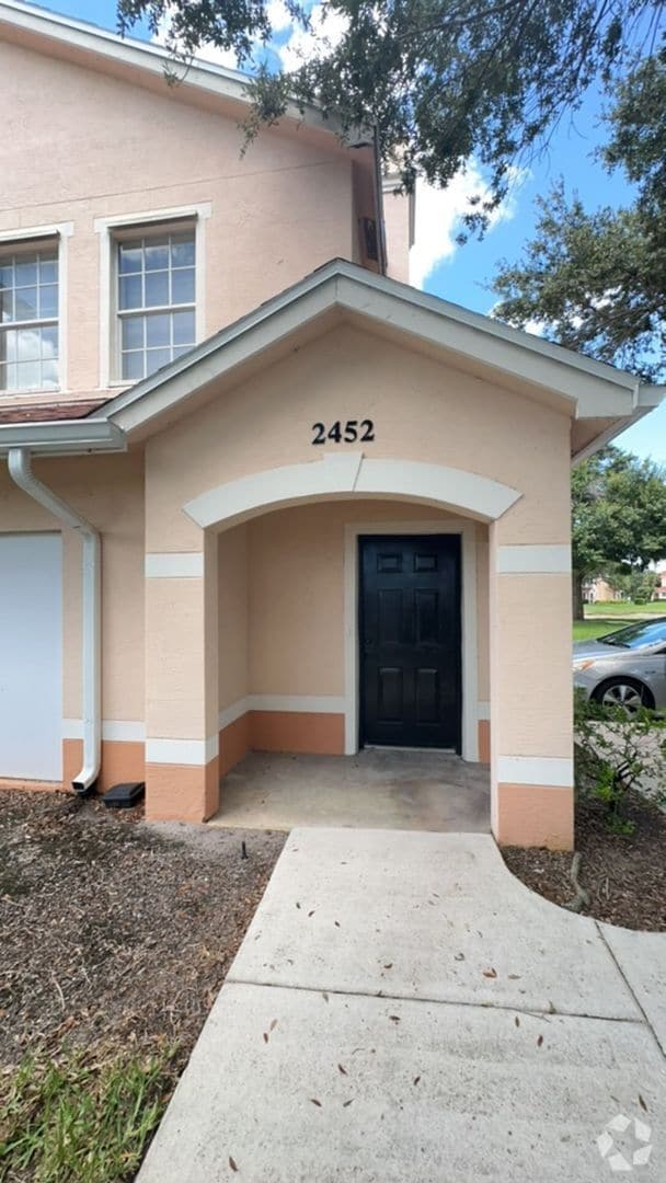 Building Photo - Palm Estates Rental