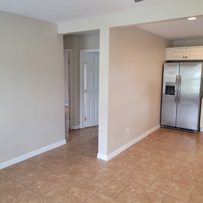 Photo - 1824 Beachwood Dr