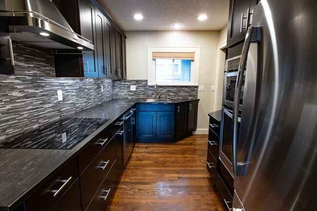Photo - 49SW1105 Unit 49SW1107U