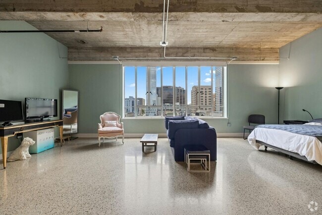 Building Photo - 710 Colorado St Rental