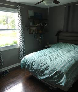 front bedroom - 70 Elberta St Casa