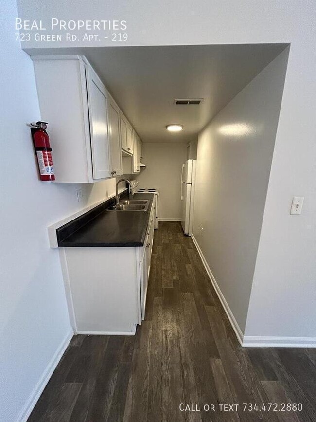 Photo - 723 Green Rd Unidad 219