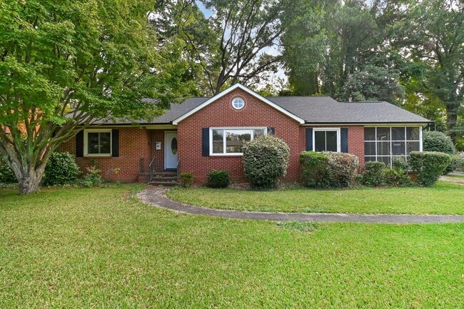 Photo - Newly Renovated 3-Bedroom Ranch with Spaci...
