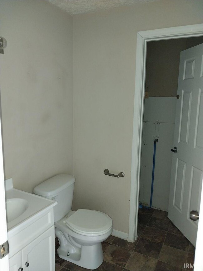 Photo - 127 Jackson Unit 13 St Unit 13