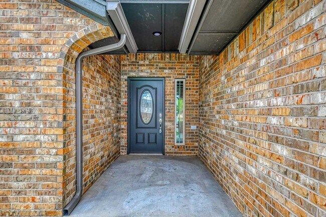 Photo - Newer Construction Home in Mustang!