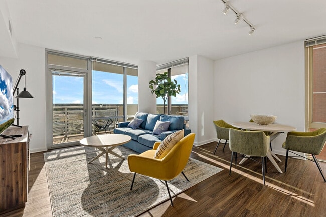 Building Photo - 8106 Leesburg Pike Unit ID1395432P